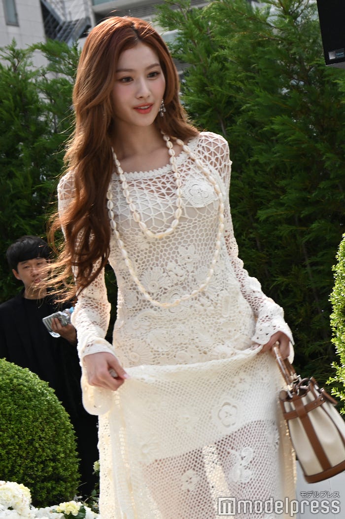 サナ(C)モデルプレス