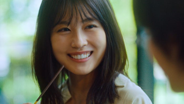 有村架純/「友人をさそおう」篇より(提供写真)