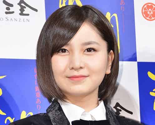 元AKB48岩田華怜、交通事故で骨折 原付バイクと接触し転倒