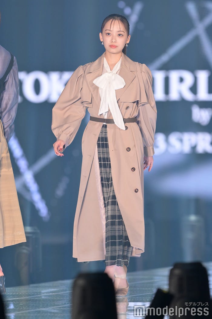 濱岸ひより(C)モデルプレス