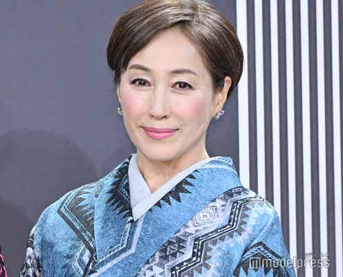 高島礼子、指を骨折していた 美脚ちらりゴルフ動画に反響「ウェア姿も美しい」
