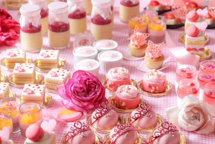 ピンク尽くしのデザートブッフェ Strings Pink Dessert Buffet ストリングスホテル名古屋で開催 女子旅プレス
