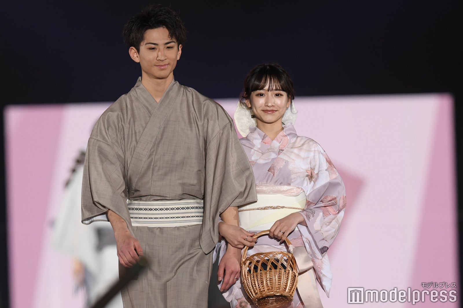 まえだしゅん（前田俊） 、重川茉弥（C）モデルプレス