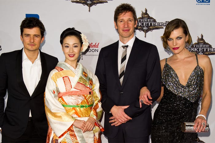 左から:オーランド・ブルーム、檀れい、ポール・W・S・アンダーソン監督、ミラ・ジョヴォヴィッチ