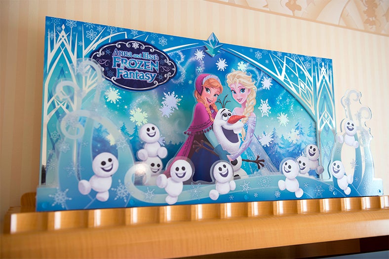 テレビ台（C）Disney