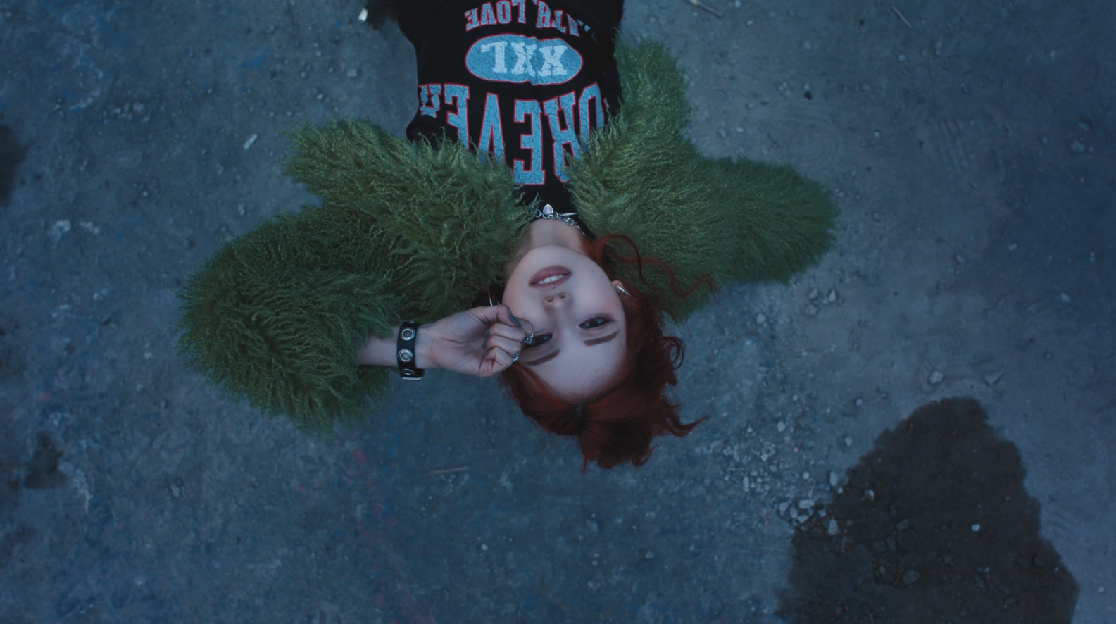 NANO（釼持菜乃）「1st IS:SUE」コンセプトトレーラーより（C）LAPONE GIRLS