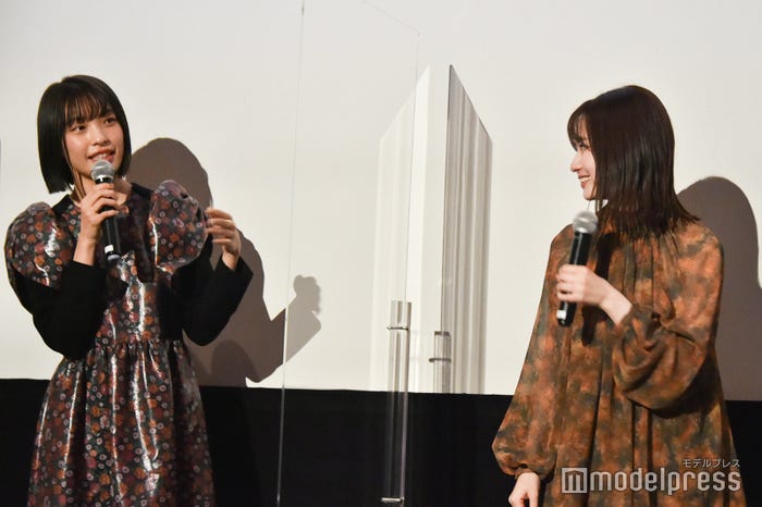 芋生悠、山田杏奈 (C)モデルプレス