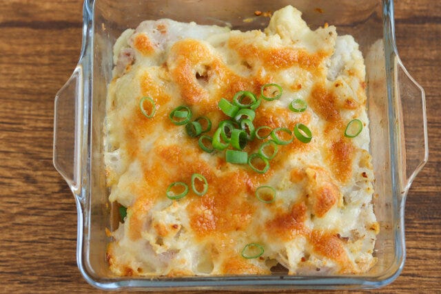 トースターでお好みの焼き加減になるまで5~6分焼く トースターでお好みの焼き加減になるまで5~6分焼く