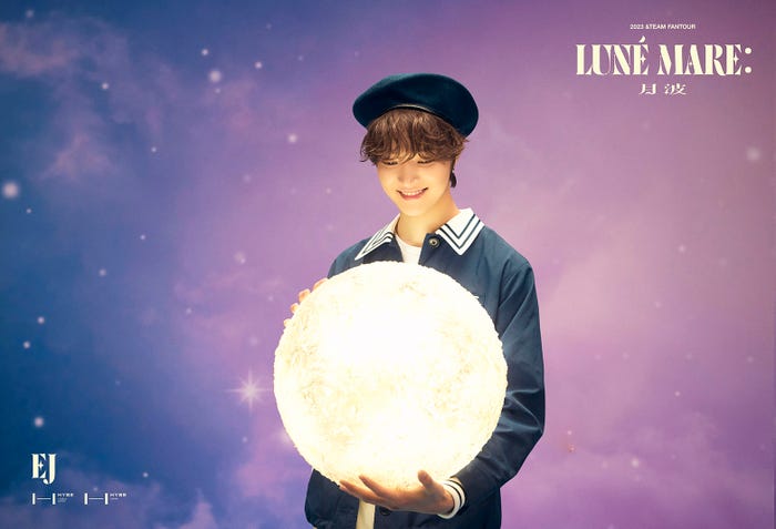 「2023 &TEAM FANTOUR LUNE MARE : 月波」ソロポスター/EJ(C)HYBE LABELS JAPAN