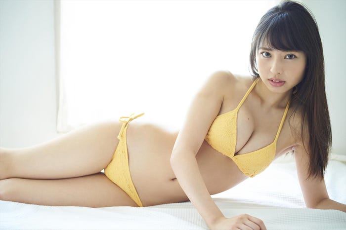 沖口優奈(写真提供:所属事務所)