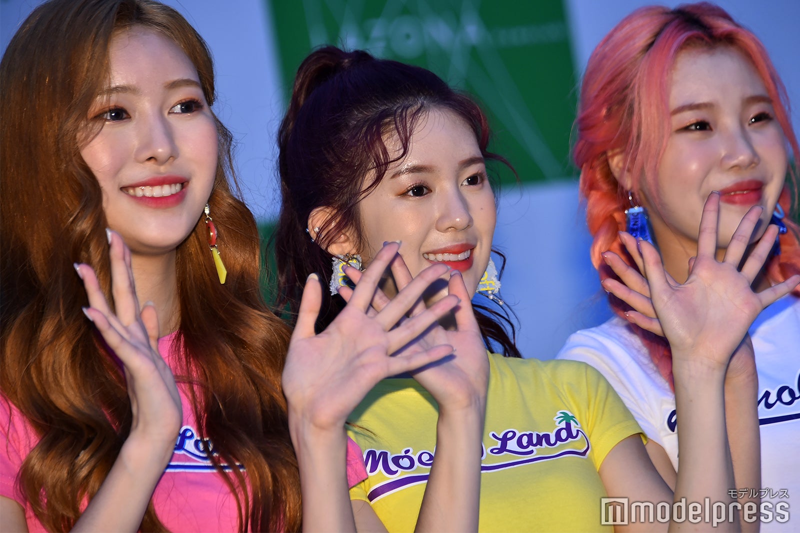 ジェイン、デイジー、ジュイ（C）モデルプレス