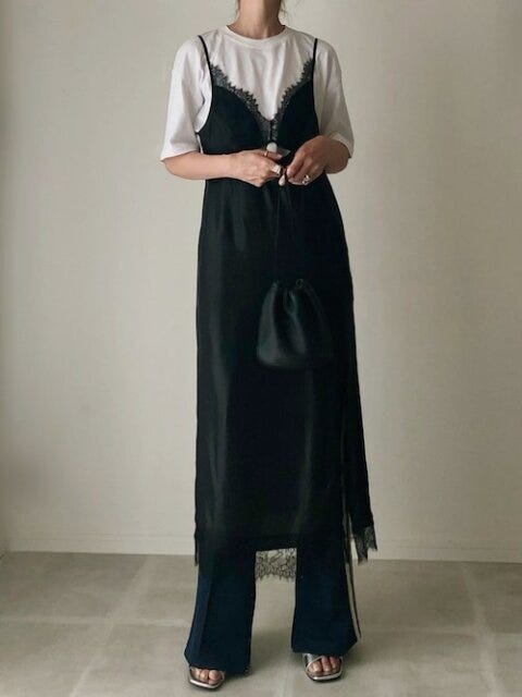 白Tシャツ　コーデ