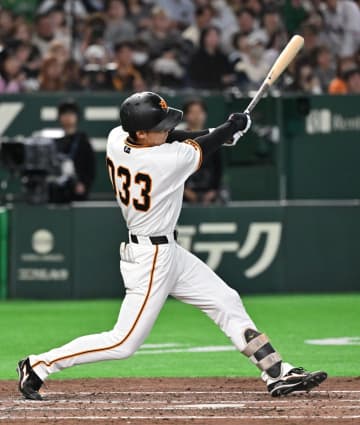 巨人が逆転勝ち 育成の平山が2戦連発で支配下昇格を猛アピール 先発の戸郷は5回5安打2失点