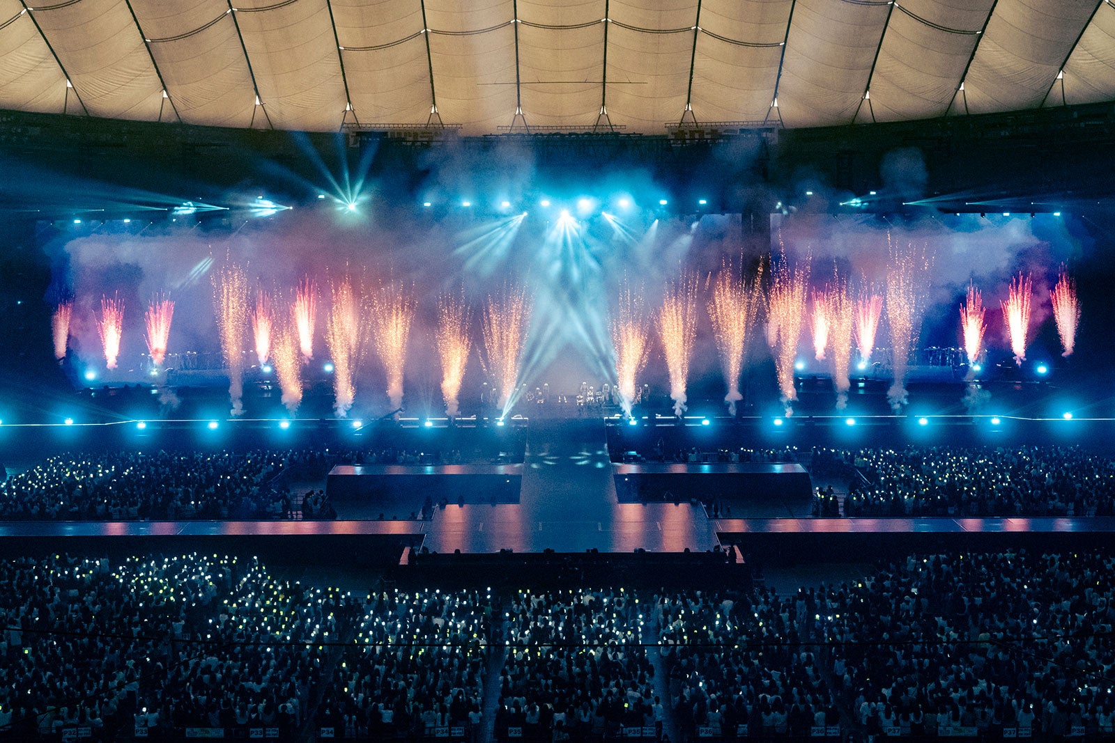 「NCT 127 4TH TOUR ’NEO CITY：JAPAN - THE MOMENTUM’」より（C）田中聖太郎写真事務所_Seitaro Tanaka Photo Office