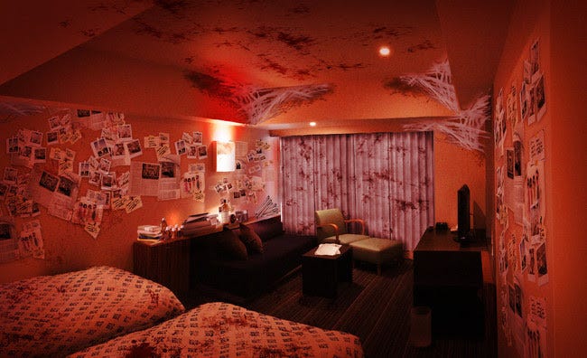 USJホテルに謎解きホラールーム “自室兼現像暗室”でミッション達成に挑む