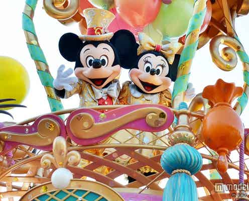 ディズニー30周年パレードがバージョンアップ フィナーレに向けミッキー&ミニーが“ハピネス”全開