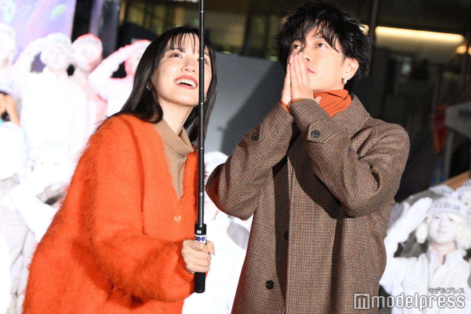 永野芽郁、佐藤健（C）モデルプレス