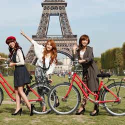 KARAファースト写真集「Je t'aime,KARA」より(2012年2月14日発売)