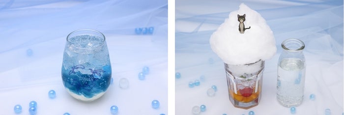 （左から）空のサカナソーダ　990円、アメの成長ドリンク　1,090円／（C）2019「天気の子」製作委員会