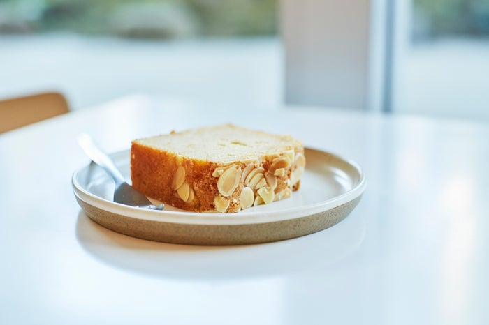 アーモンドソイケーキ400円／画像提供：Blue Bottle Coffee Japan