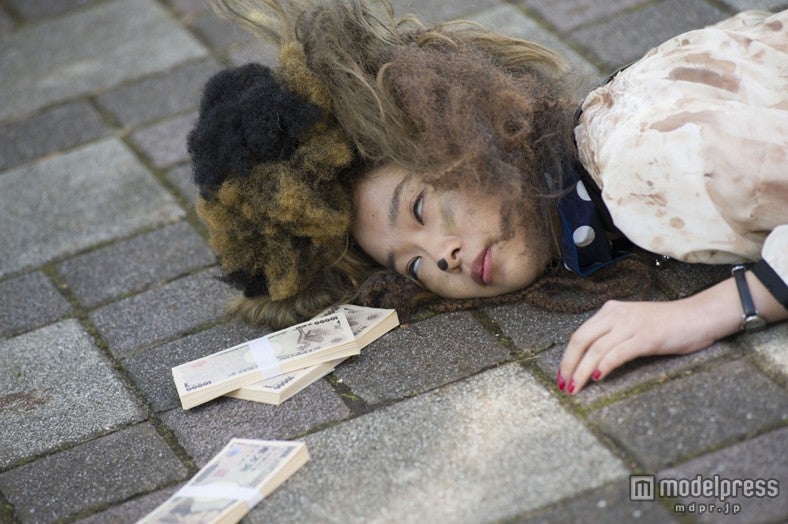 指原莉乃が悲劇のヒロインに「可哀想な私を笑って」