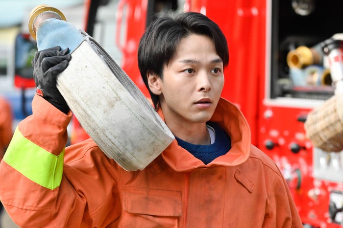 中村倫也「ハヤブサ消防団」第3話より(C)テレビ朝日