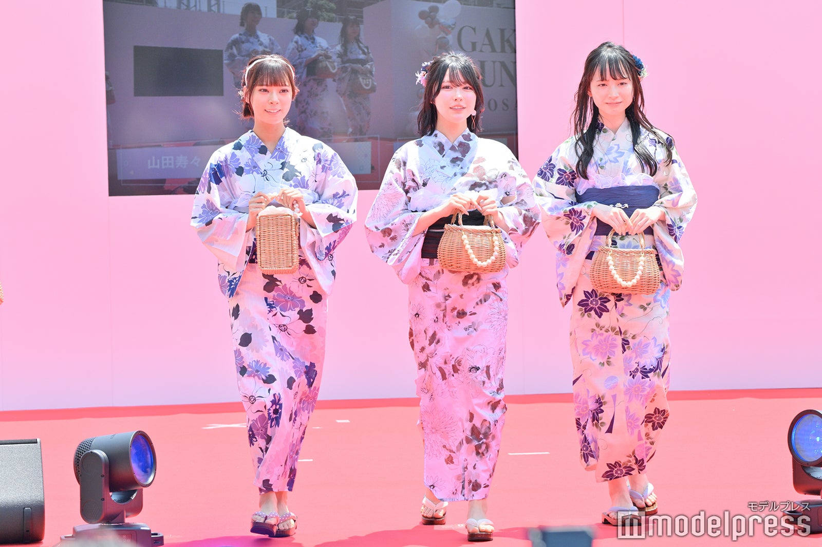 山田寿々・るーるる・水瀬紗彩耶（C）モデルプレス