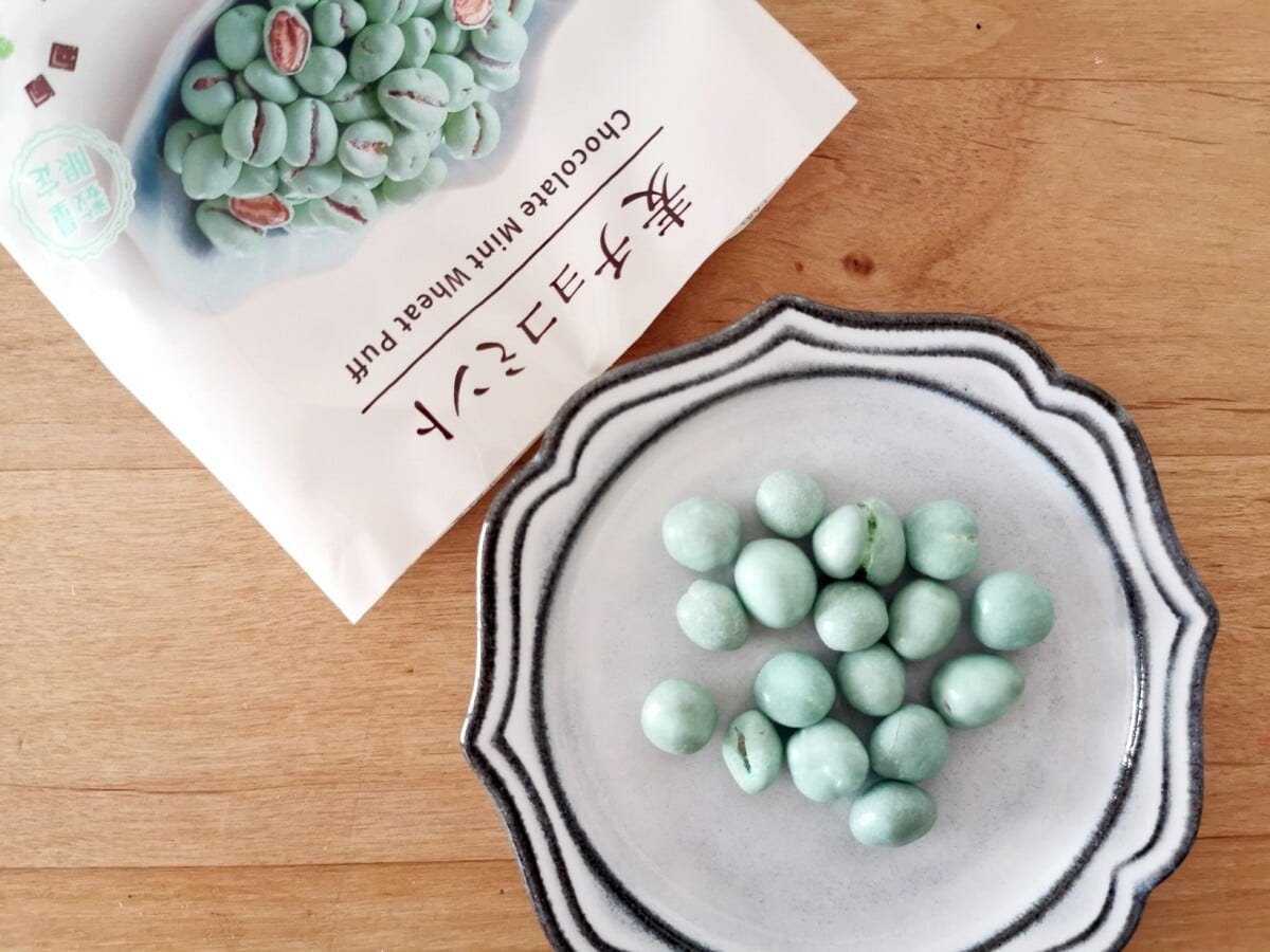 いろいろなフレーバーがある麦チョコですが、チョコミント味は斬新！