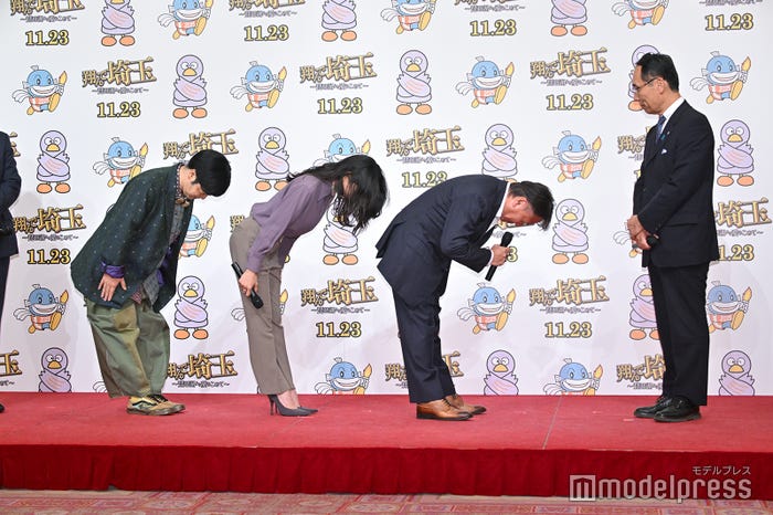 (左から)加藤諒、二階堂ふみ、武内英樹監督、大野元裕氏(C)モデルプレス