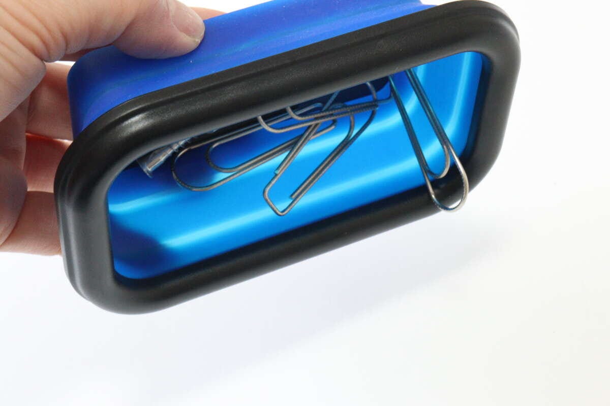 折りたたみ式マグネットトレー（長方形）　使用例