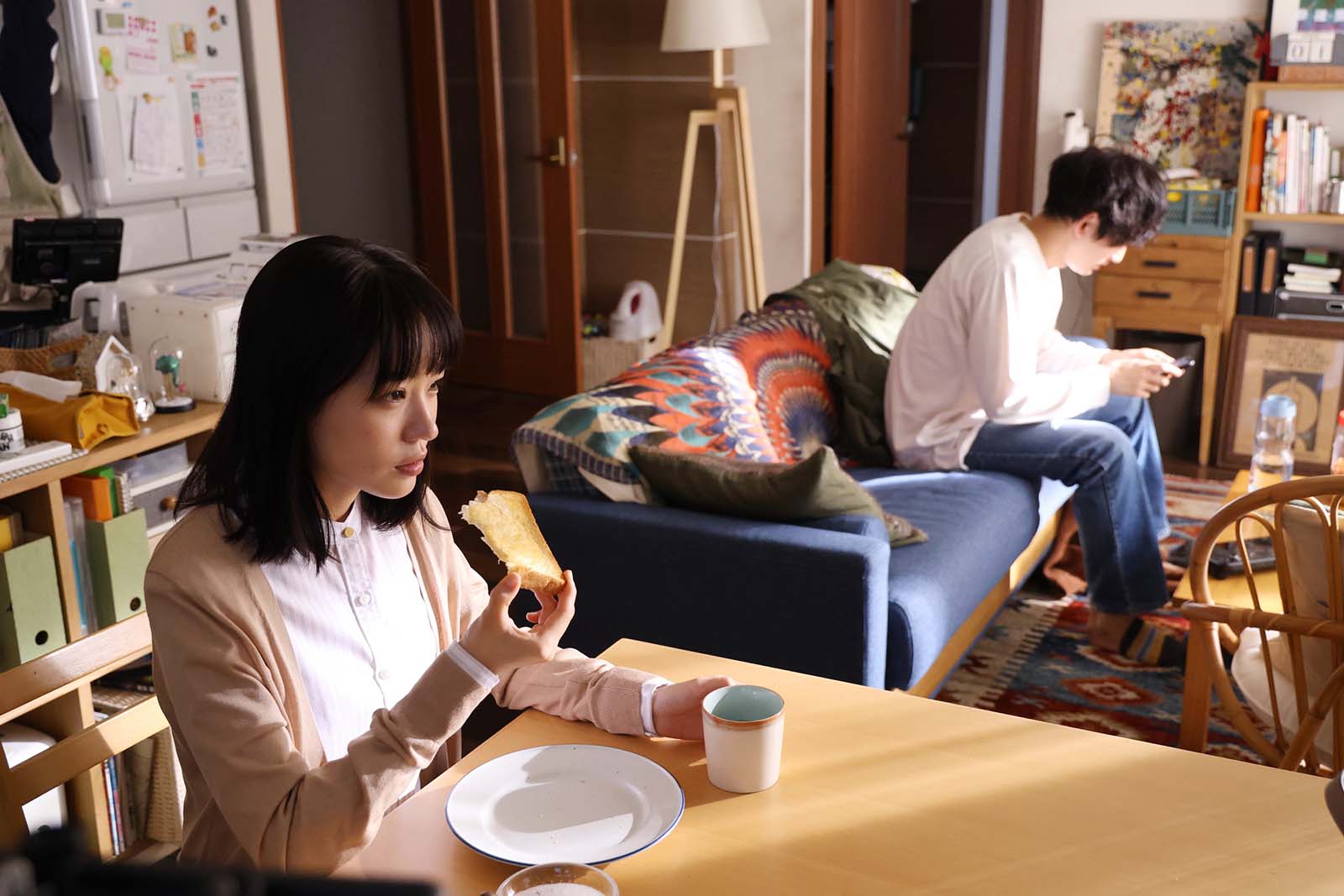 奈緒、永山瑛太「「あなたがしてくれなくても」第2話より（C）フジテレビ