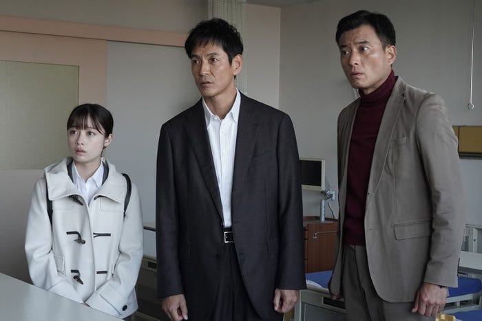 (左から)橋本環奈、沢村一樹、徳重聡「トクメイ!警視庁特別会計係」第7話(C)カンテレ