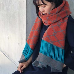 一枚は持っておきたい!ポイント使いできる「大判ストール」特集