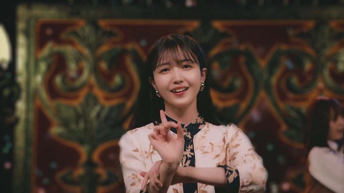 「価値あるもの」MVより(提供写真)