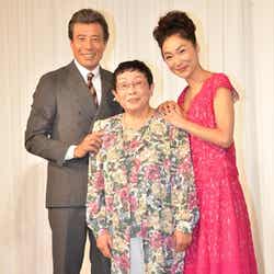 (左から)舘ひろし、橋田壽賀子先生、浅野温子