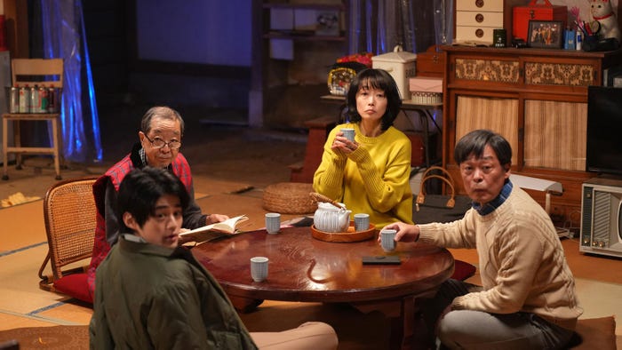 綾田俊樹、鈴鹿央士、麻生祐未、光石研「闇バイト家族」第4話(C)「闇バイト家族」製作委員会