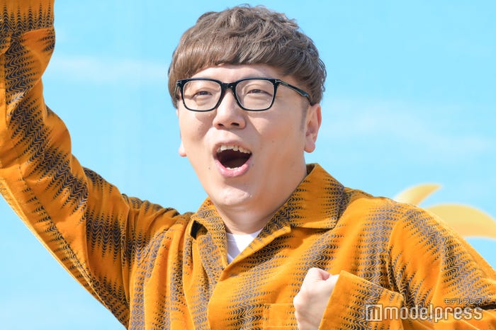 短髪姿のHIKAKIN(C)モデルプレス