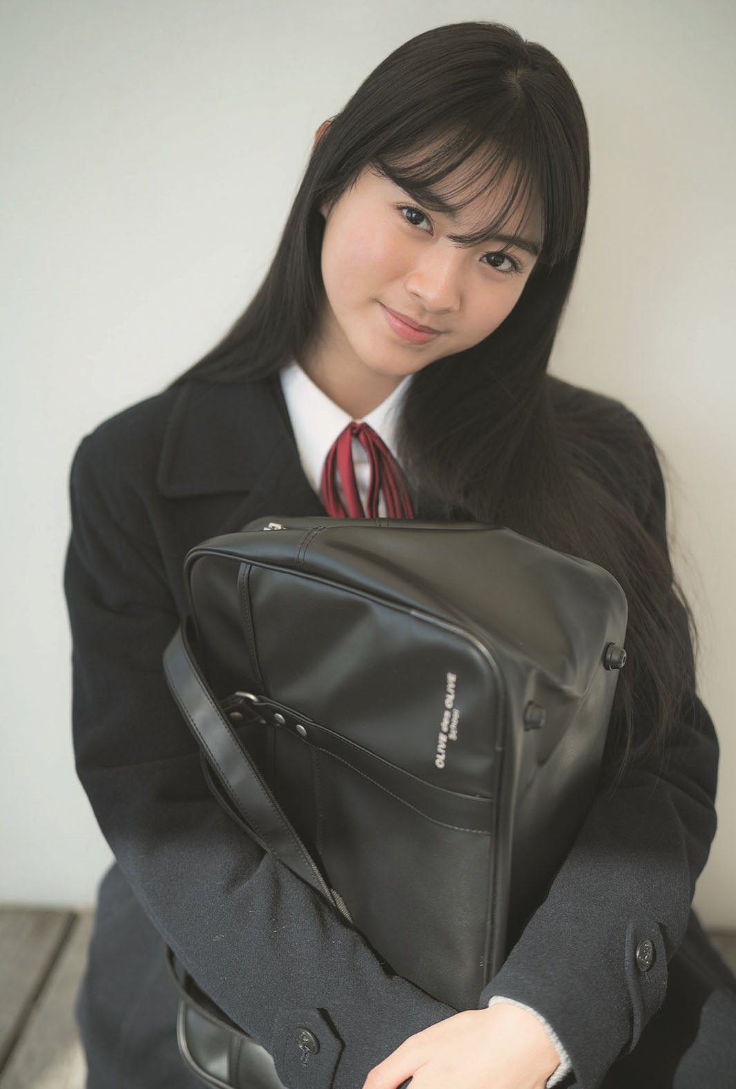 「B.L.T.graduation2021中学卒業」セブンネットショッピング購入特典ポストカード／田中杏奈（提供写真）