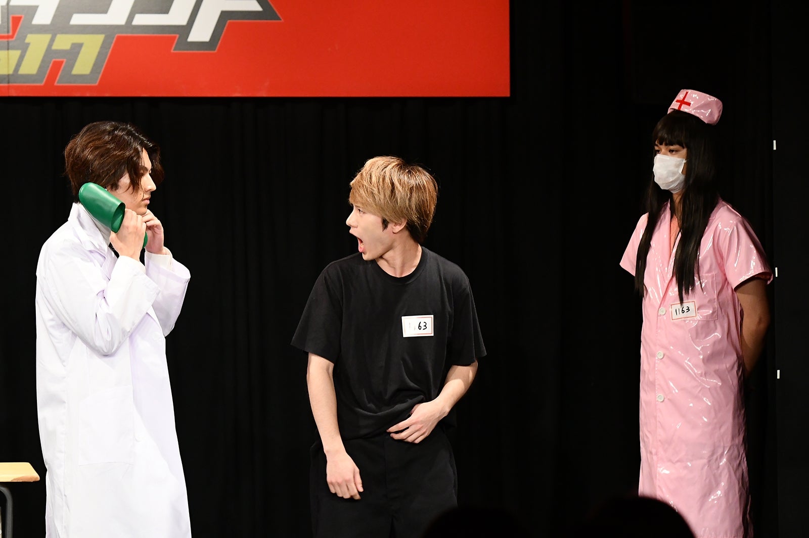 ネタを披露するDISH//（C）TBS