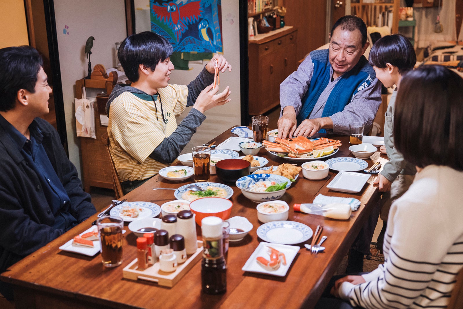 柳楽優弥、坂東龍汰、でんでん、佐藤大空、尾野真千子「ライオンの隠れ家」第10話（C）TBS