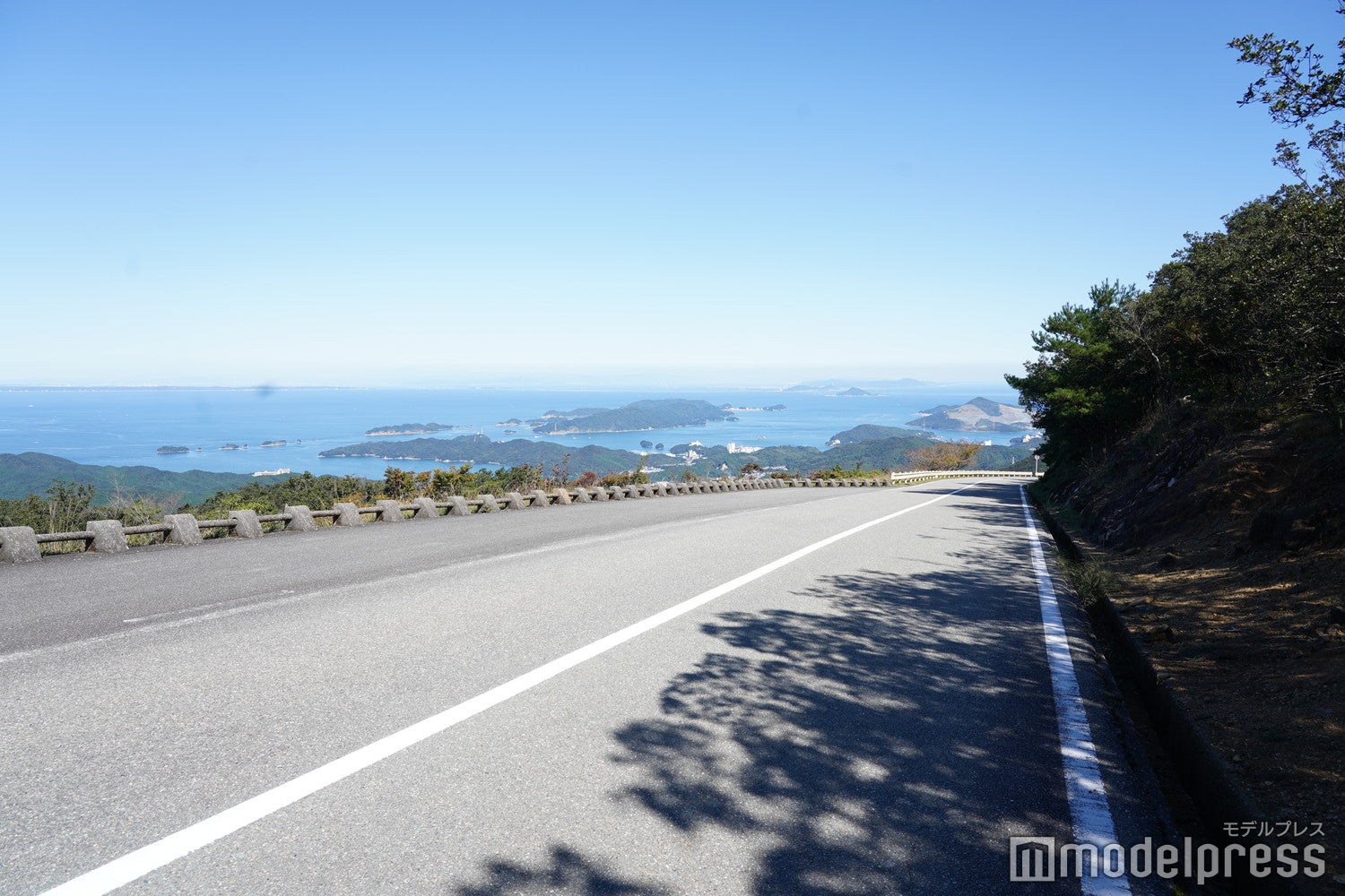 ドライブ旅したくなる見晴らしのよさが気持ち良い（C）モデルプレス