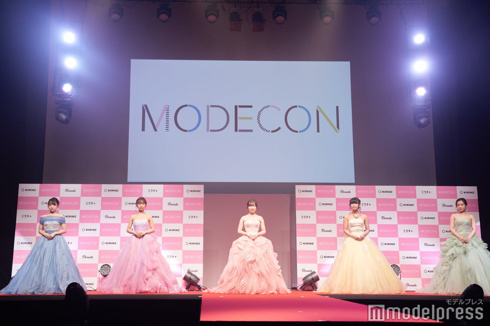 ファイナリスト5名 （C）モデルプレス