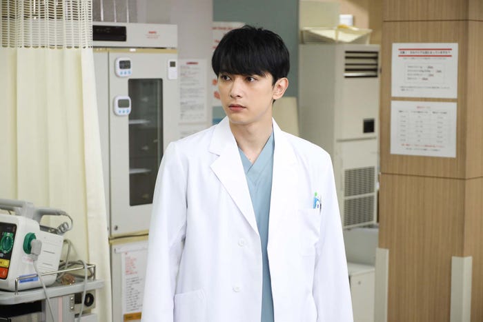 吉沢亮「PICU 小児集中治療室」第5話より(C)フジテレビ