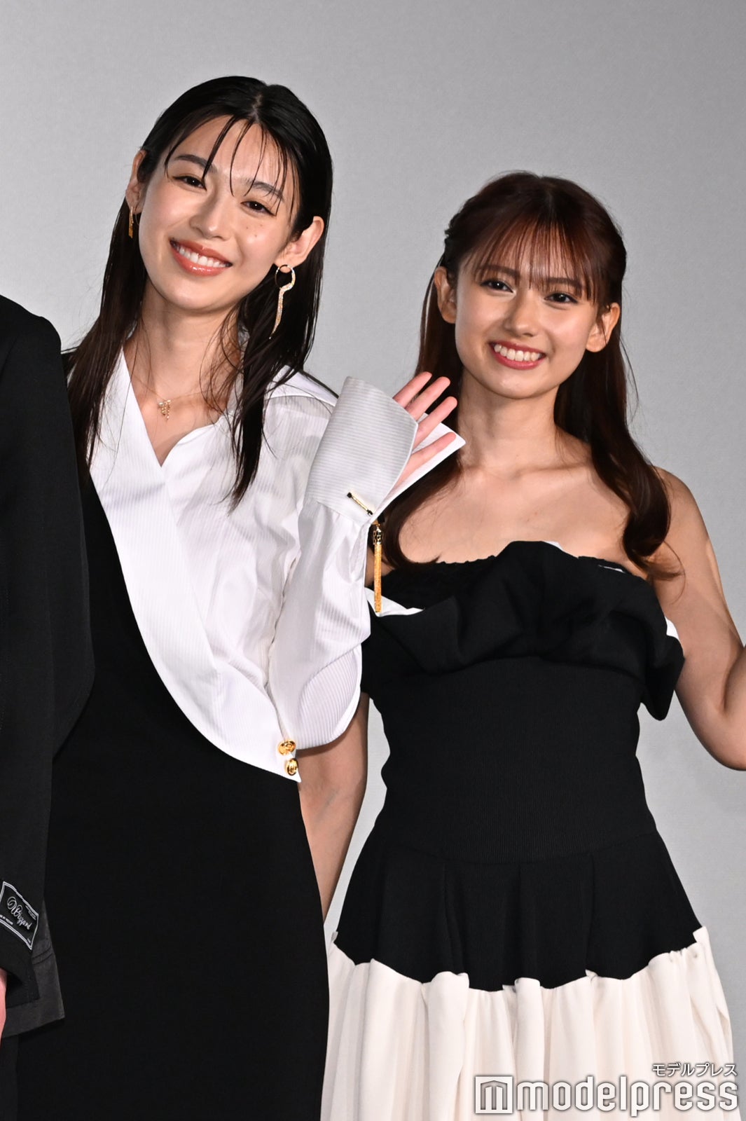 白石聖、黒崎レイナ（C）モデルプレス