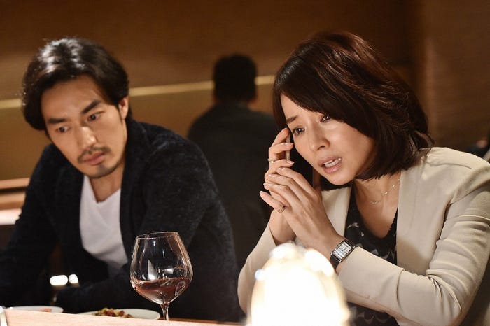 大谷亮平、石田ゆり子「逃げるは恥だが役に立つ」第8話・場面カット(C)TBS