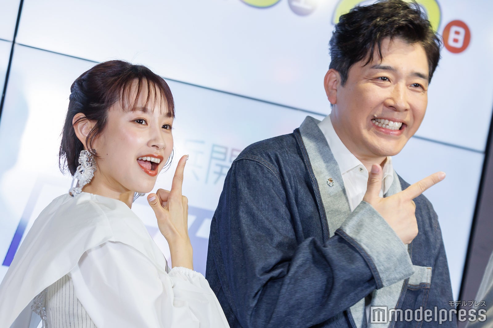 高橋愛、あべこうじ（C）モデルプレス