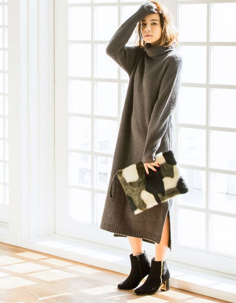 迷彩柄ファークラッチバッグ「Re:EDIT by GALSTAR」3,598円（税込）／画像提供：Re:EDIT by GALSTAR