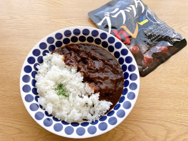 濃厚でおいしいブラックカレー