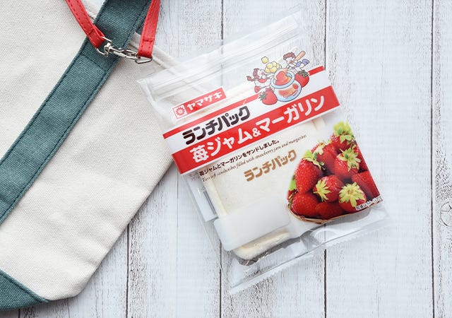 付録　ムック　宝島社　ヤマザキ　ランチパック　ポーチ　苺ジャム　ストラップ　持ち運び　チャーム　かわいい