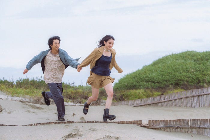 佐藤勝利、高石あかり「アポロの歌」第3話(C)「アポロの歌」製作委員会・MBS